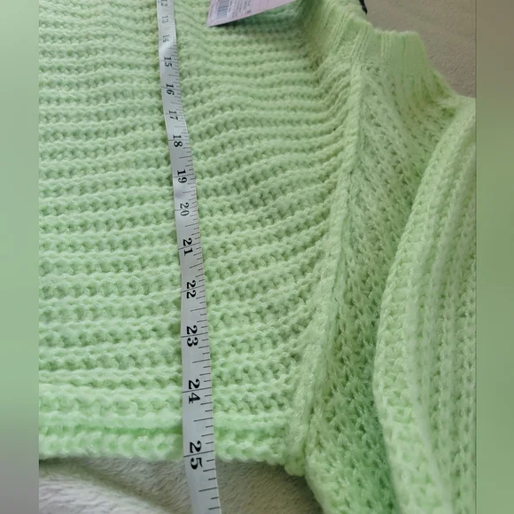 Wild Fable | NWT Oversized Bright Lime Green Lightweight Chunky Knit Sweater - Picture 10 of 12